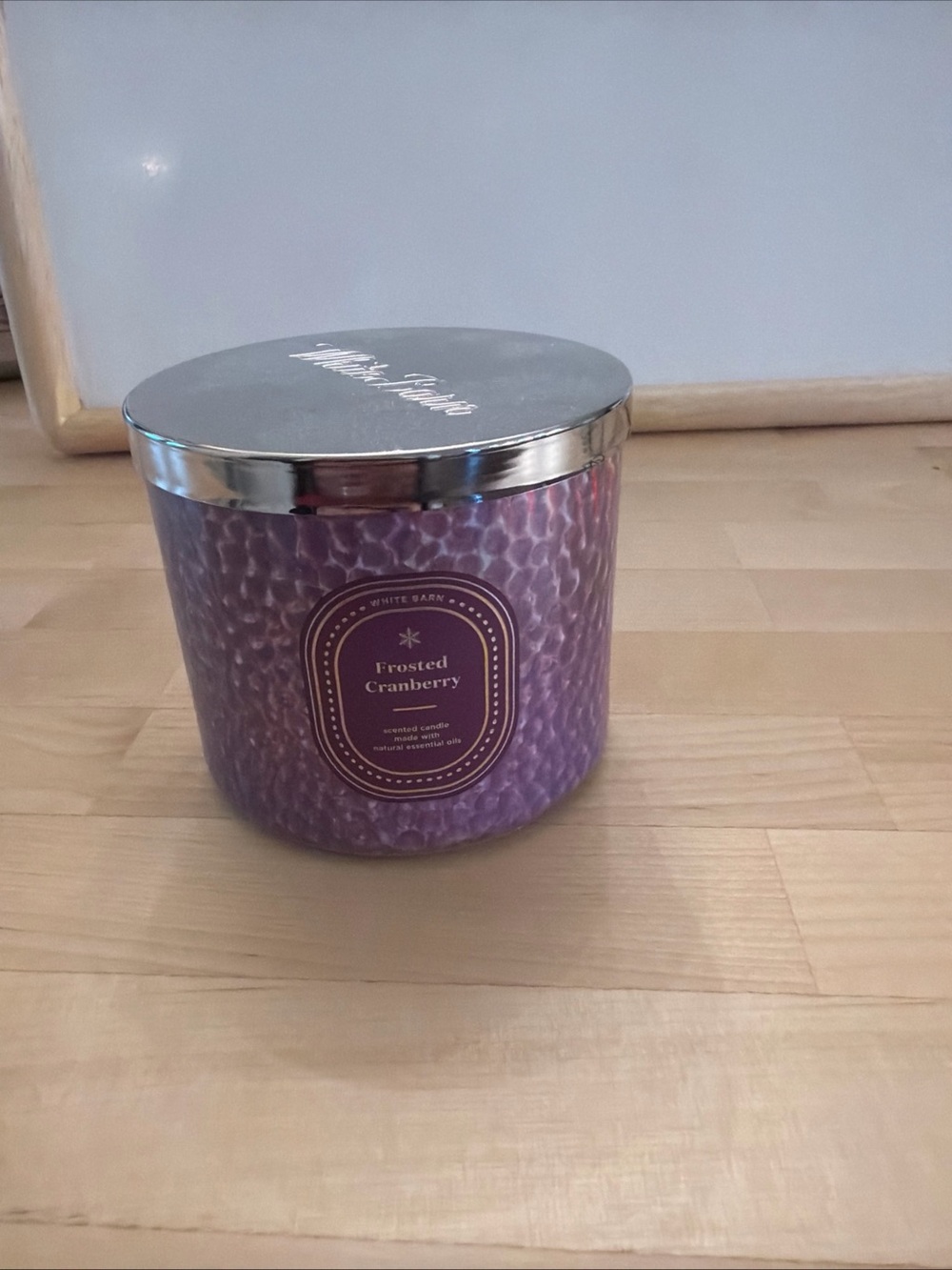 White Barn Frosted Cranberry Candle - Gray and White